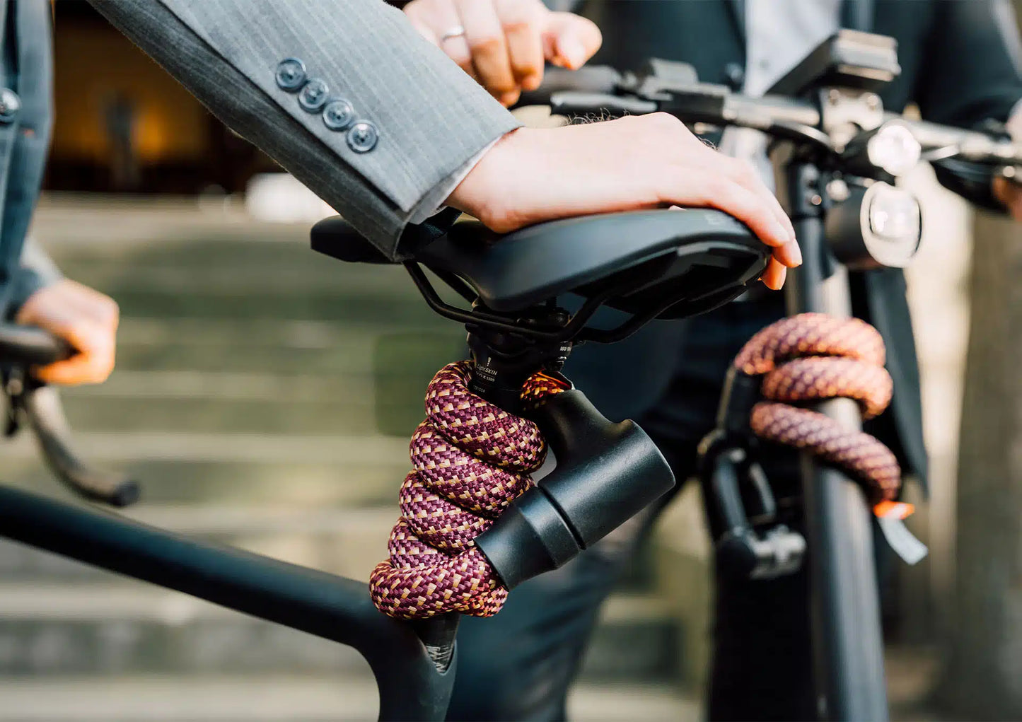 tex-lock Orbit (chateau red, 100 cm) Textile lock with integrated lock